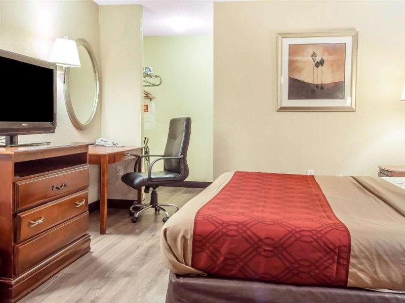 Red Carpet Inn Philadelphia Airport Lester Εξωτερικό φωτογραφία
