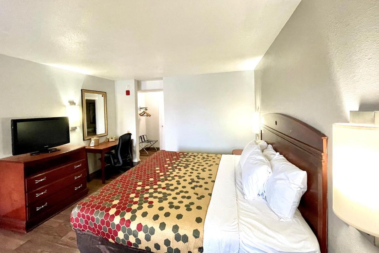 Red Carpet Inn Philadelphia Airport Lester Εξωτερικό φωτογραφία