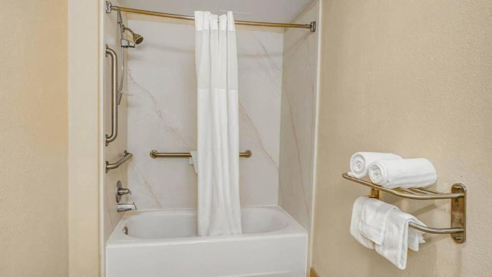 Red Carpet Inn Philadelphia Airport Lester Εξωτερικό φωτογραφία