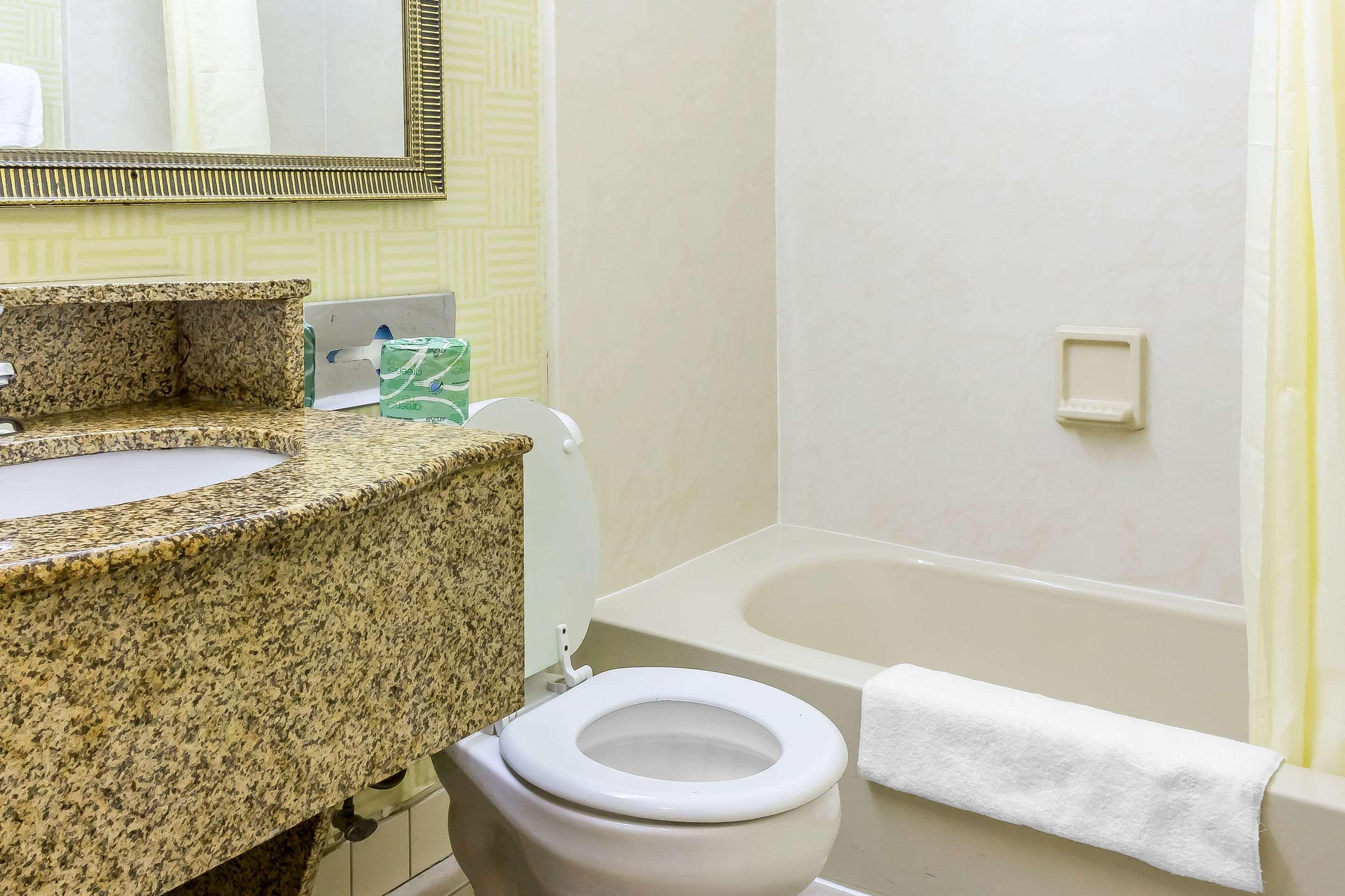 Red Carpet Inn Philadelphia Airport Lester Εξωτερικό φωτογραφία
