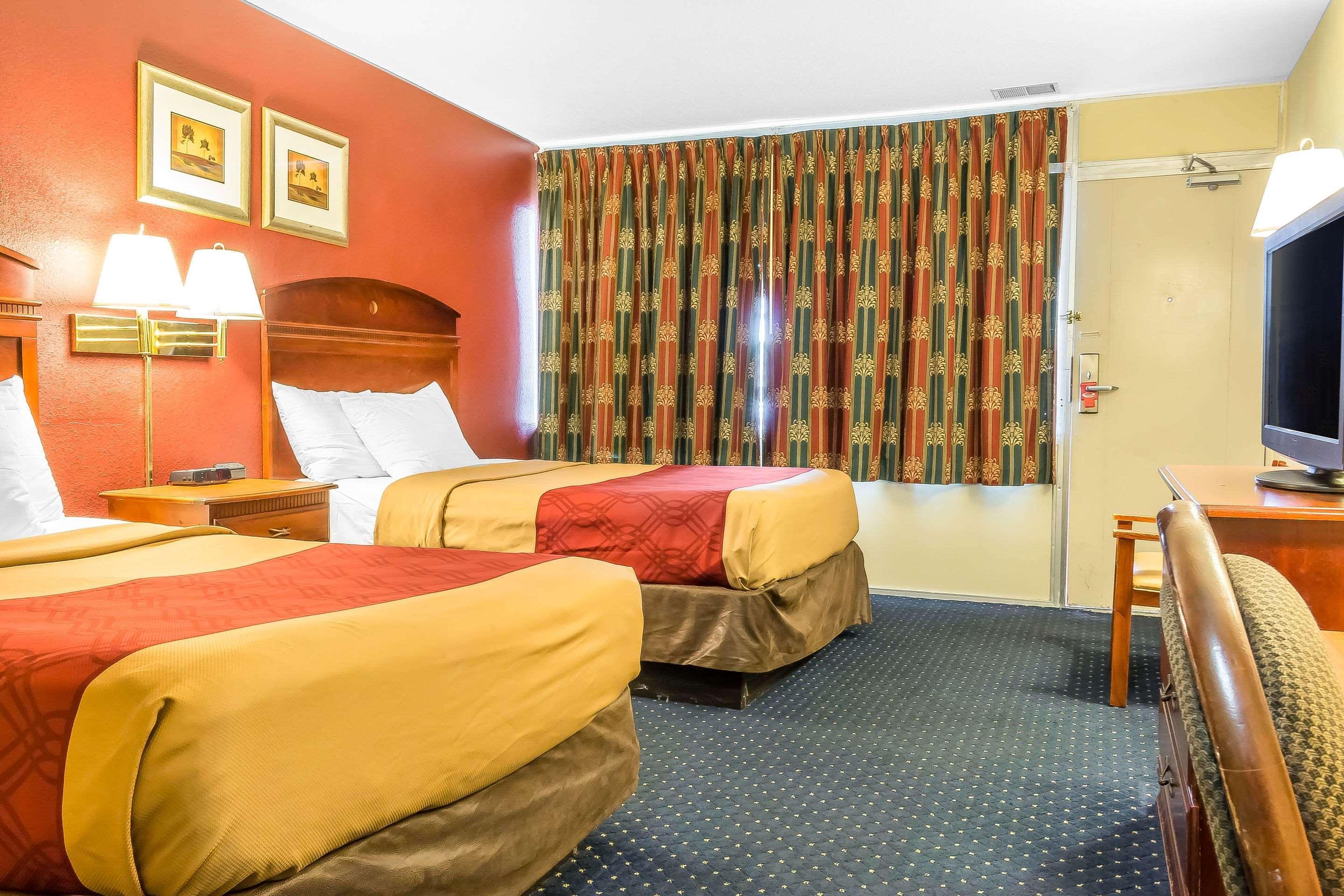 Red Carpet Inn Philadelphia Airport Lester Εξωτερικό φωτογραφία